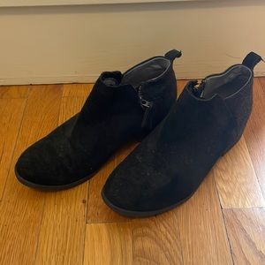 Toms Black Bootie, Size 7